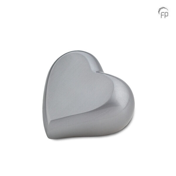 Odyssee Curved Heart Keepsake - Image 2